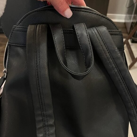 Minnie Mouse Disney Boutique Multi-colored Polka Dot Bow Mini Backpack - Picture 3 of 4